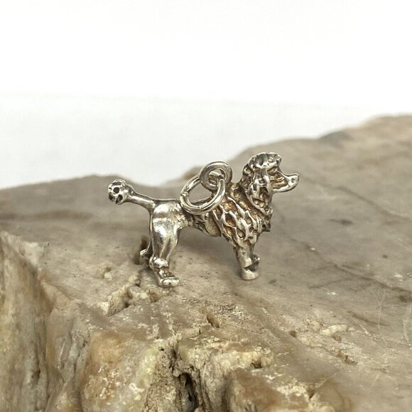 Solid Sterling Silver 925 3 Dimensional Poodle Dog Puppy Dog Charm Pendant - Picture 4 of 16
